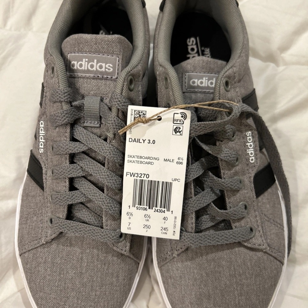 adidas Daily 3.0 Men's Gray Sneakers with Black Stripes